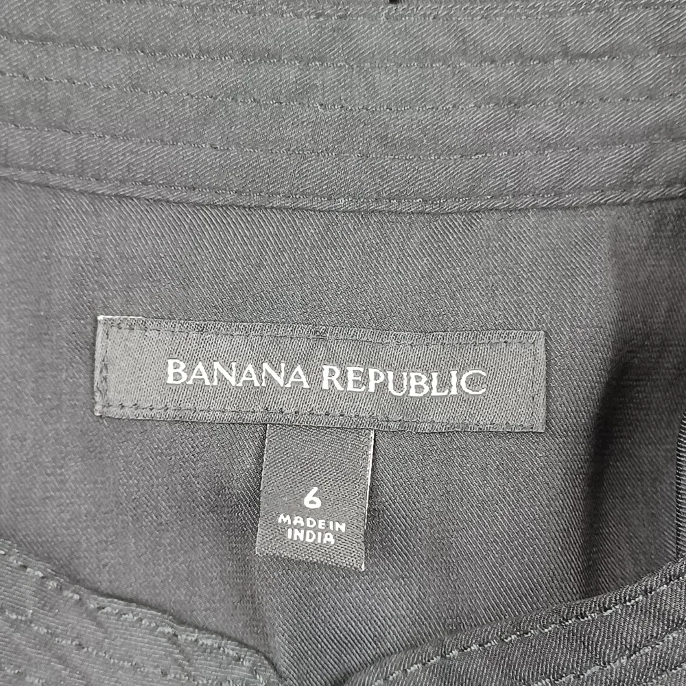 Banana Republic Soft Utility Maxi Dress Size 6 Minimalist Long Sleeve Pockets